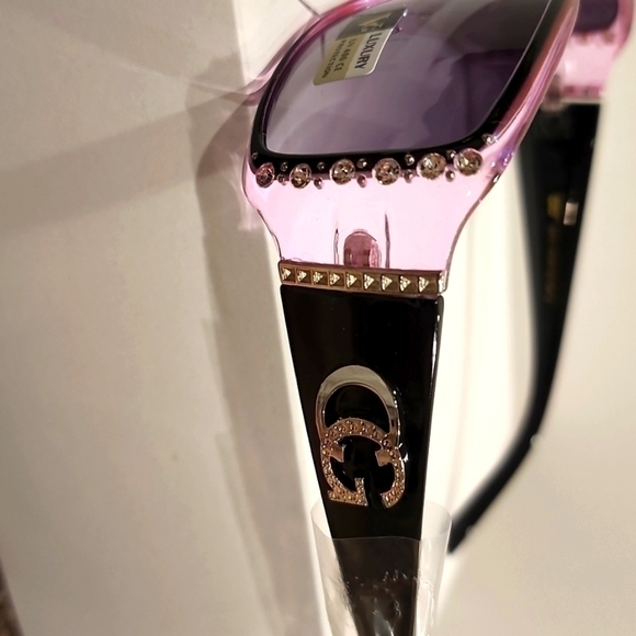 VG RHINESTONE SUNGLASSES - Picture 5 of 9